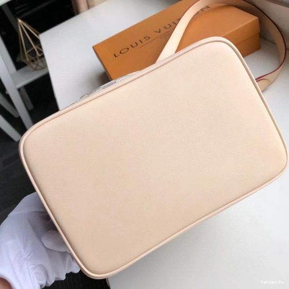 BB VUITTON NOE LOUIS 0413